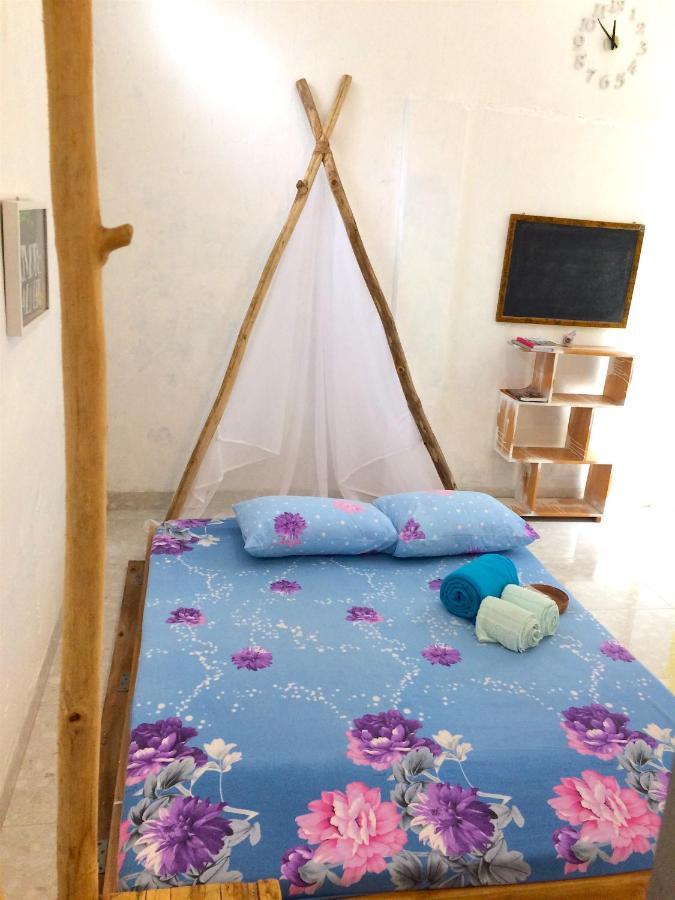 "Nomore" Gallery And Guesthouse Yogyakarta Esterno foto